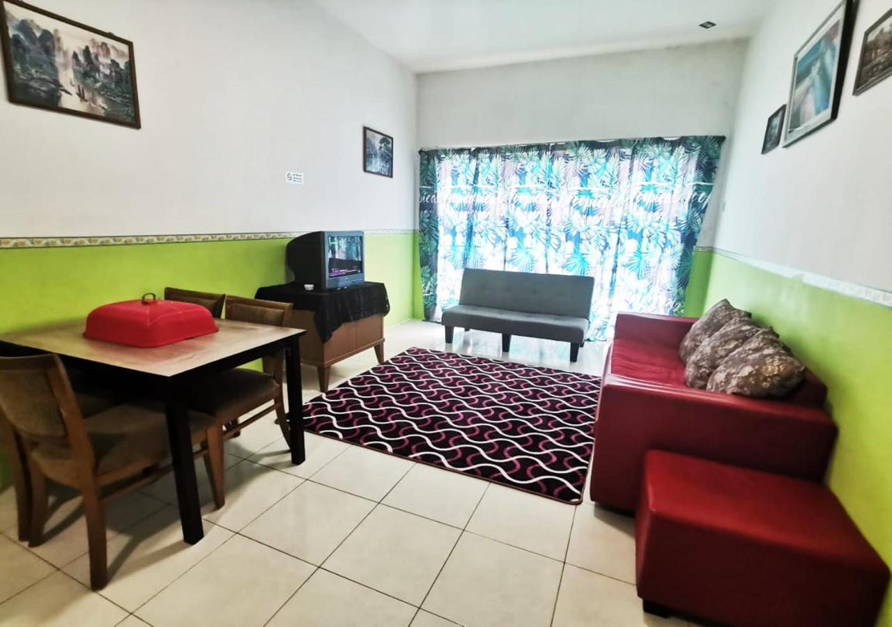 Homestay Cameron Highlands Mikayla Exterior foto