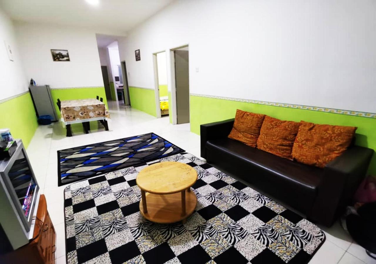 Homestay Cameron Highlands Mikayla Exterior foto